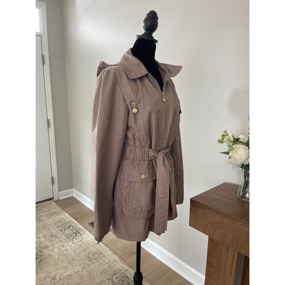 Betsy Johnson jacket - Picture 3 of 9